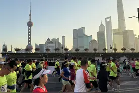 2024上海马拉松鸣枪起跑，正式踏上冲击大满贯赛事之路图片