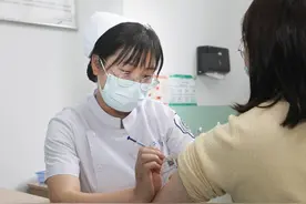 四川绵阳：2023年首次纳入九价疫苗 适龄女孩HPV疫苗一年接种4万余人图片