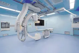 探访日照心脏病医院导管室：心内科医生如何“负重”守护健康心跳图片