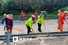 逆风而行！泉州高速交警防抗台风“格美”！图片