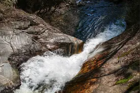 登山时迷路、失温怎么办？记住这几条关键时刻能保命图片