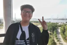 从高考270分到研究生！上岸的他还减重近百斤，颜值逆袭……图片