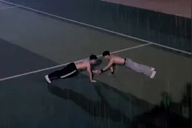 大学男生失恋后爱上健身，9个月练出健硕身材还成为网红博主图片