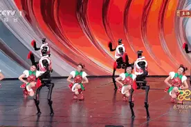 机器人都开始扭秧歌了，钢铁侠还会远吗？图片