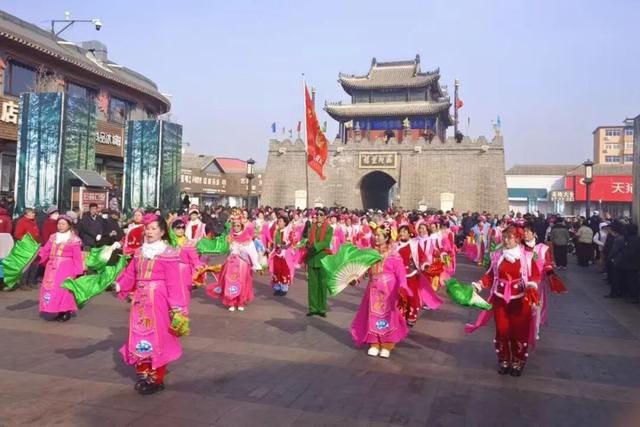 锦州：北镇 我市新春热度拉满 镇山年味引爆全域消费热潮