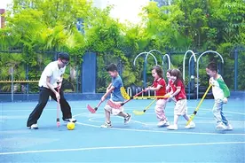深圳大力推进体育课程改革创新—— 体育课每天与学生不见不散图片