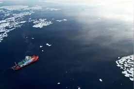 创新开展北极高纬度冰区和“冰边缘区”科考——访中国第15次北冰洋科学考察队首席科学家林龙山图片