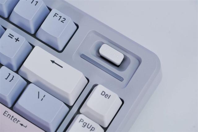 三模客制化 雷柏V700DIY-75评测：7层填充造就的无线客制化新标杆