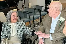 100岁的他娶了102岁的她！两人相识于舞会……网友：又相信爱情了图片