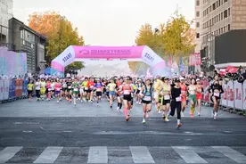 展现女性的力量和魅力 2024杭州女子半马靓丽开跑图片