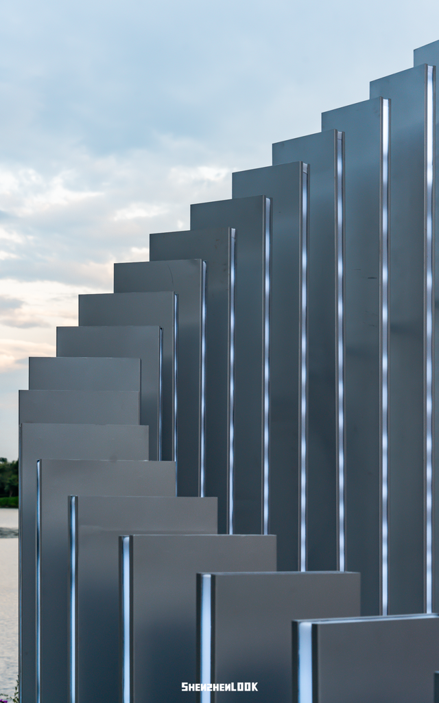 不愧是南山！深圳湾夜景彻底变了，光影艺术季来了