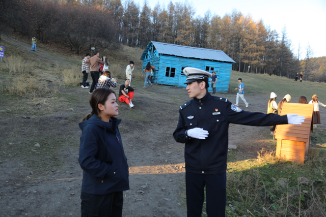 节日我在岗丨平安护航 畅游兴安！阿尔山公安让您玩的带“劲”儿！