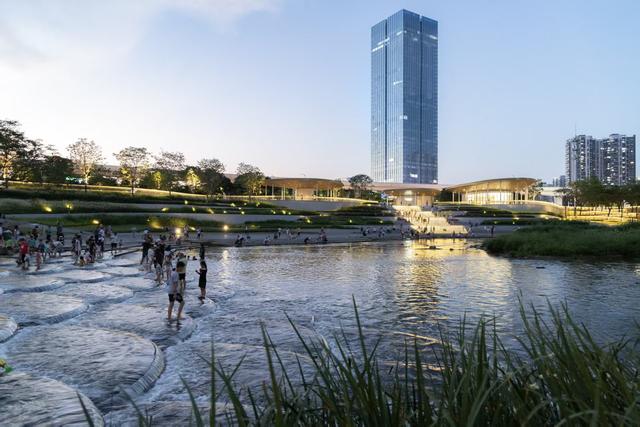 打卡新地标！龙岗河干流碧道堤下试开放，漫步亲水正当时