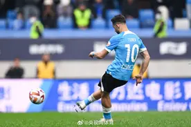 大连人2比3上海海港图片