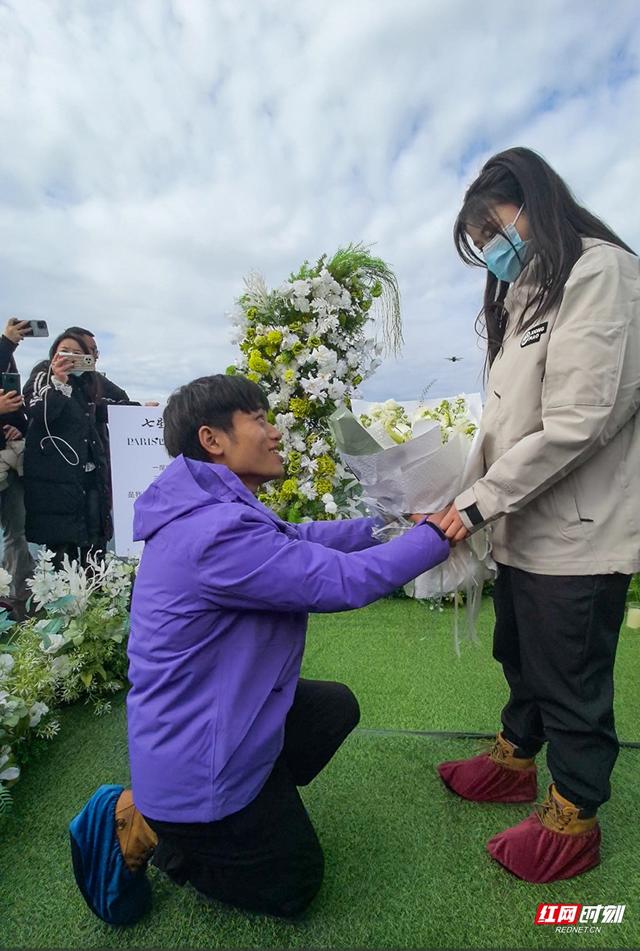 燃爆张家界七星山！荒野求生热门选手“林北”1520景点深情告白 成功锁定一生挚爱