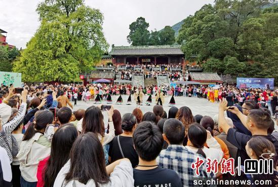 九绵高速即将贯通 平武双节“文旅大餐”一键直达