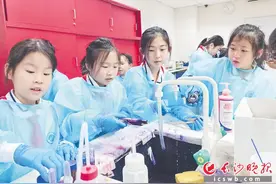 不只是深圳南山区小学数学试卷烧脑，长沙中小学寒假作业也变了面孔！图片