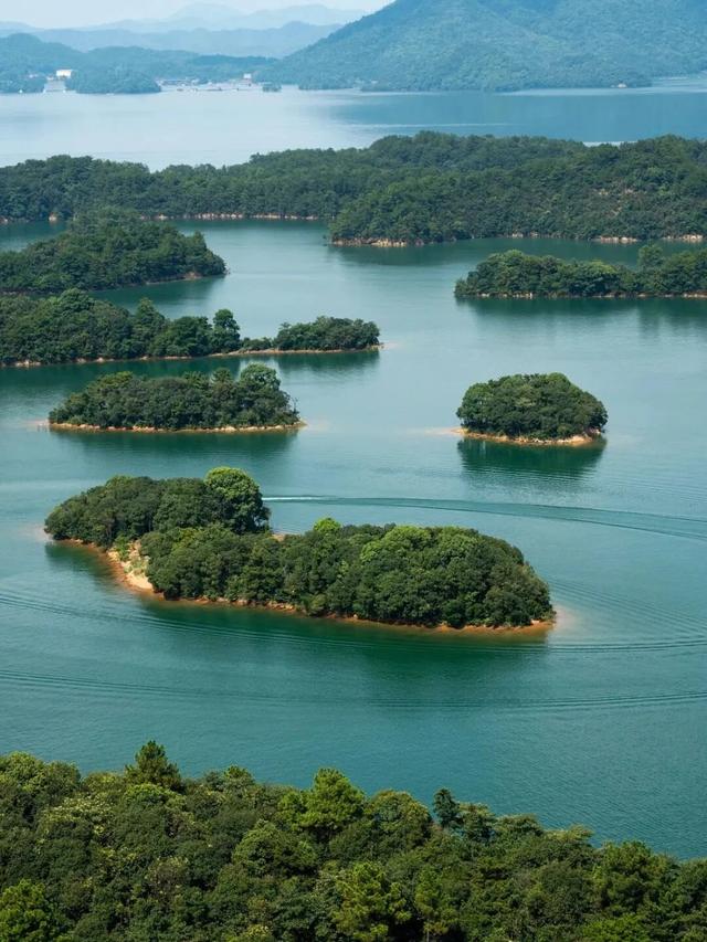 天上云居，诗画西海