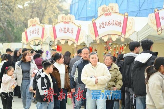 节后不降温！泉城文旅市场持续红火，游客泛舟尽览“古今同框”