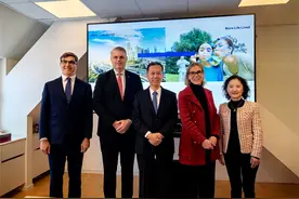 中国驻瑞典大使崔爱民访问奥托立夫公司图片
