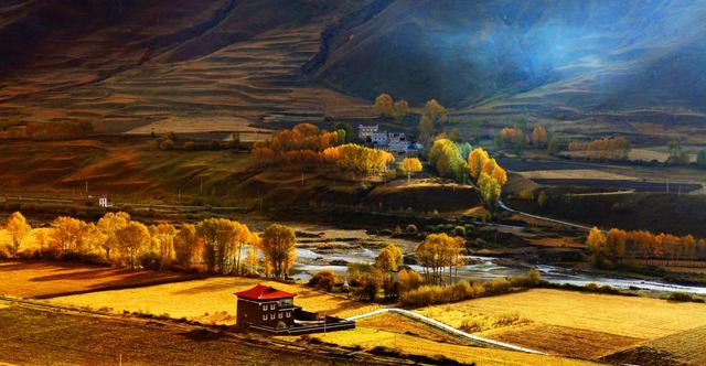 以路为媒 引客入川｜“自驾318”系列推介助推甘孜文旅热度攀升