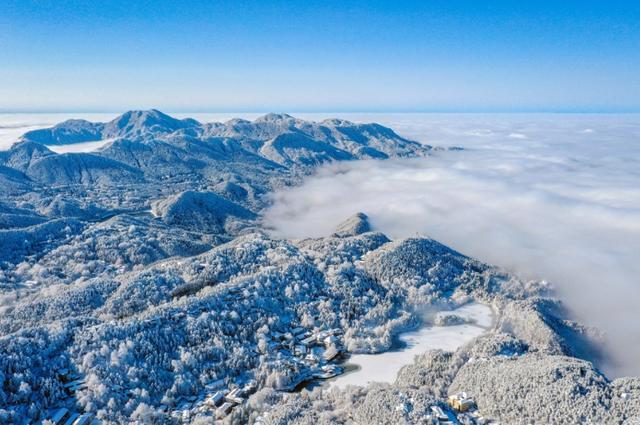 为什么一定要来庐山赏雪？