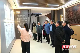 校际交流拓思路，博采众长促发展—怀化郡永实验学校来临澧一中考察交流图片