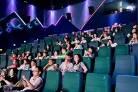见证中国女乒夺金时刻！昨晚影院的这场观赛燃爆了！图片