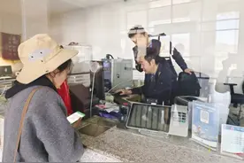 五一期间青藏集团有限公司预计发送旅客55万人次图片