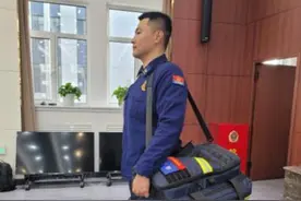 呼和浩特：这款消防携行包，不错！图片