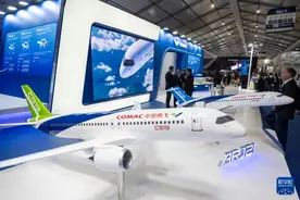 英国范堡罗国际航空展上的中国企业图片