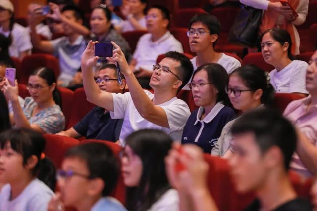 现场人气爆棚！“杭州六小龙”之一云深处科技CEO来珠海开讲！