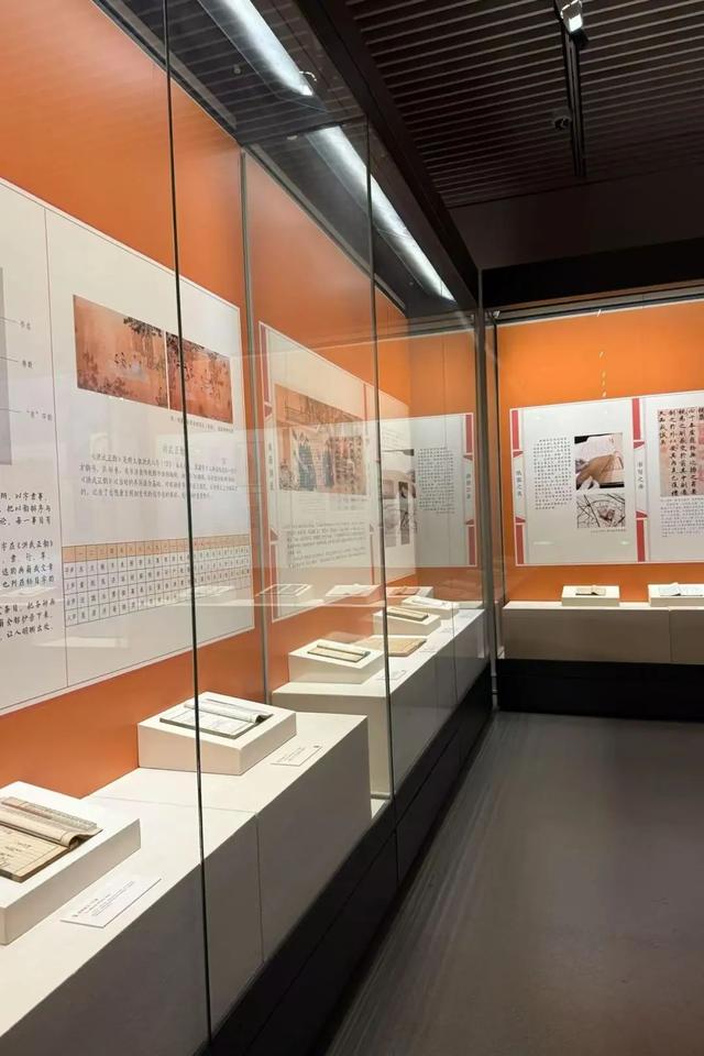 夏日海淀文艺一日游：紫竹院赏荷×国图看展攻略