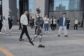 广东省省长调研的四家深圳人形机器人企业，有何来历？图片