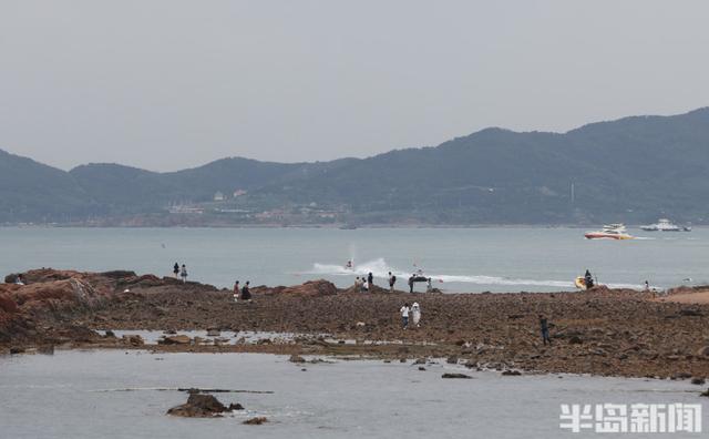 海天一色婚纱点缀，滨海浪漫值拉满