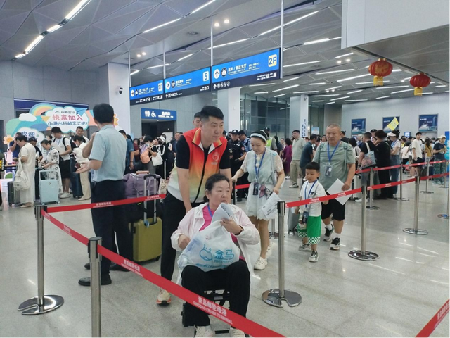 “畅游青岛 文明相伴” 青岛市北区宣传倡导“海上旅游 文明‘邮’你”邮轮文明旅游新风