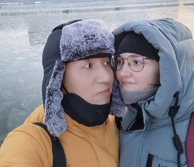 边境爱情：“渴望是真的，困难也是真的”