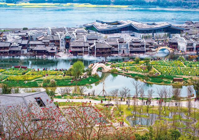 新华走笔丨江声灯影月亮田