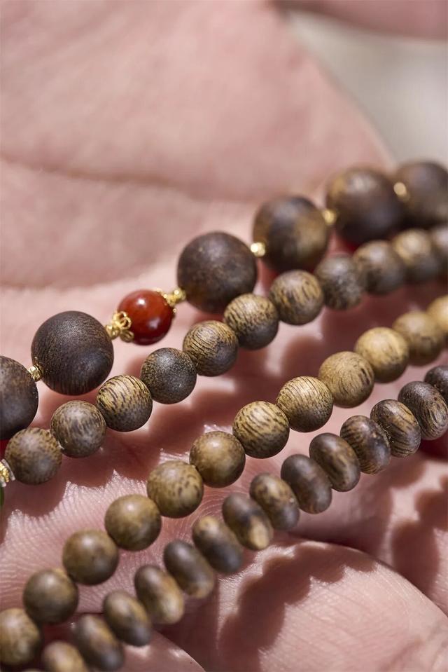 真不懂	，为啥现在的明星和有钱人都偏爱这个“烂木头	”？