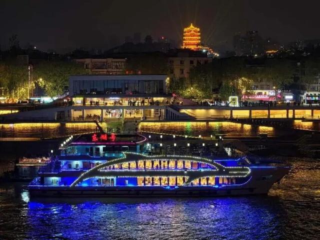 这个秋天，来湖北，去这里！