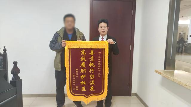 这辆车,执行干警从海淀找到延庆