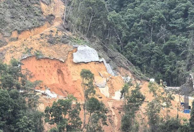 福建一大坝被指偷工减料 官方调查