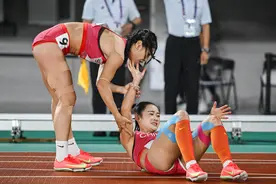 梁小静摔倒后期待从头再来，谢震业在“苏神”……图片