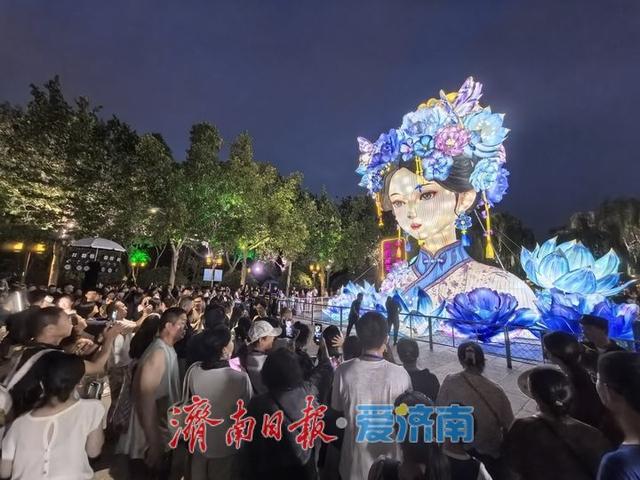 此岸别旧梦，彼岸启“新荷” “湖畔雨荷2.0”23日晚亮灯与市民游客见面