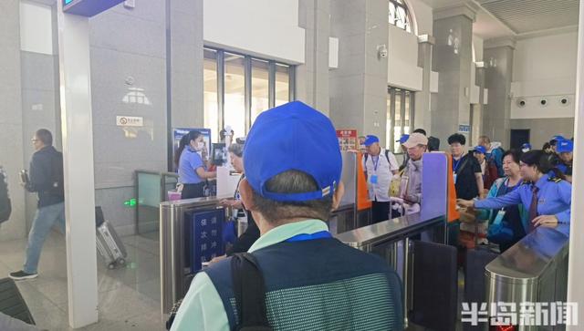 10天跨越陕渝湘黔赣！又一银发旅游专列从青岛城阳出发