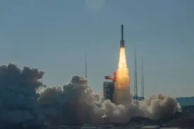 我国在太原卫星发射中心成功发射千帆极轨06组卫星图片