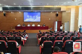 专题讲授+案例式教学 自贡市开展彩灯行业从业人员培训图片