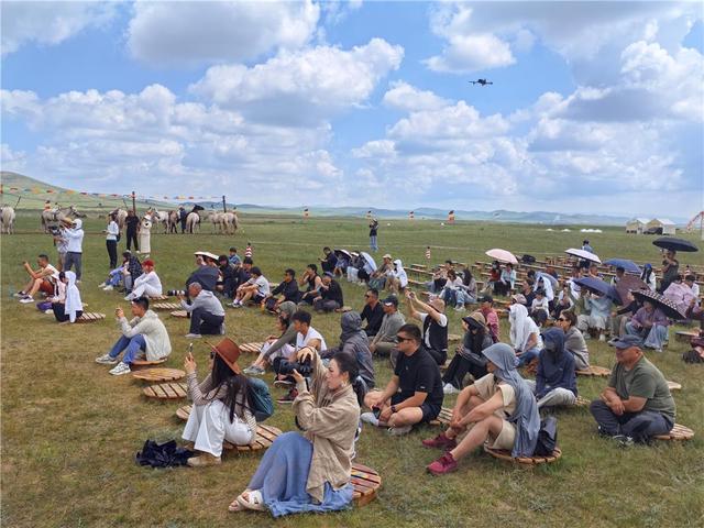 让草原旅游迸发全新活力
