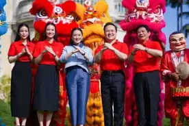 泰国总理佩通坦：大年初一唐人街见图片