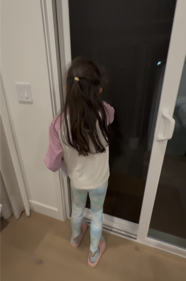 参加完同学的豪华生日Party后，女儿一句话让我失眠了...